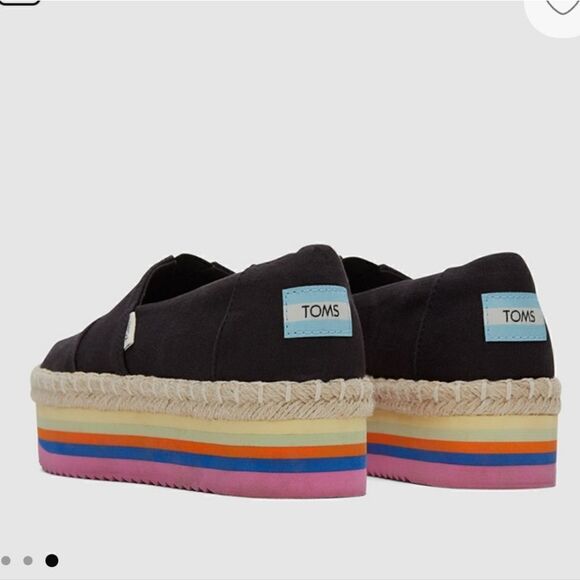 TOMS   - Picture 8 of 9